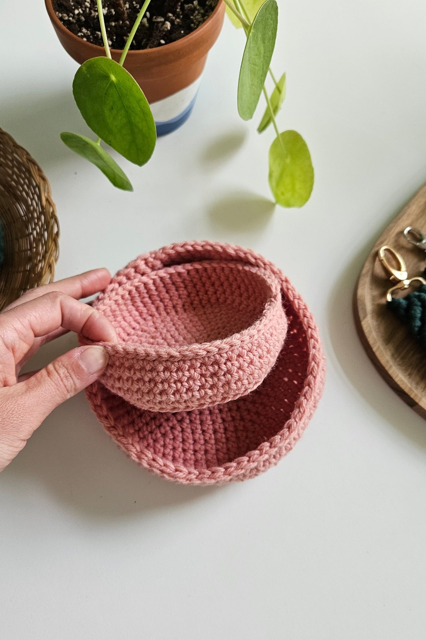 Panier en crochet - Rose