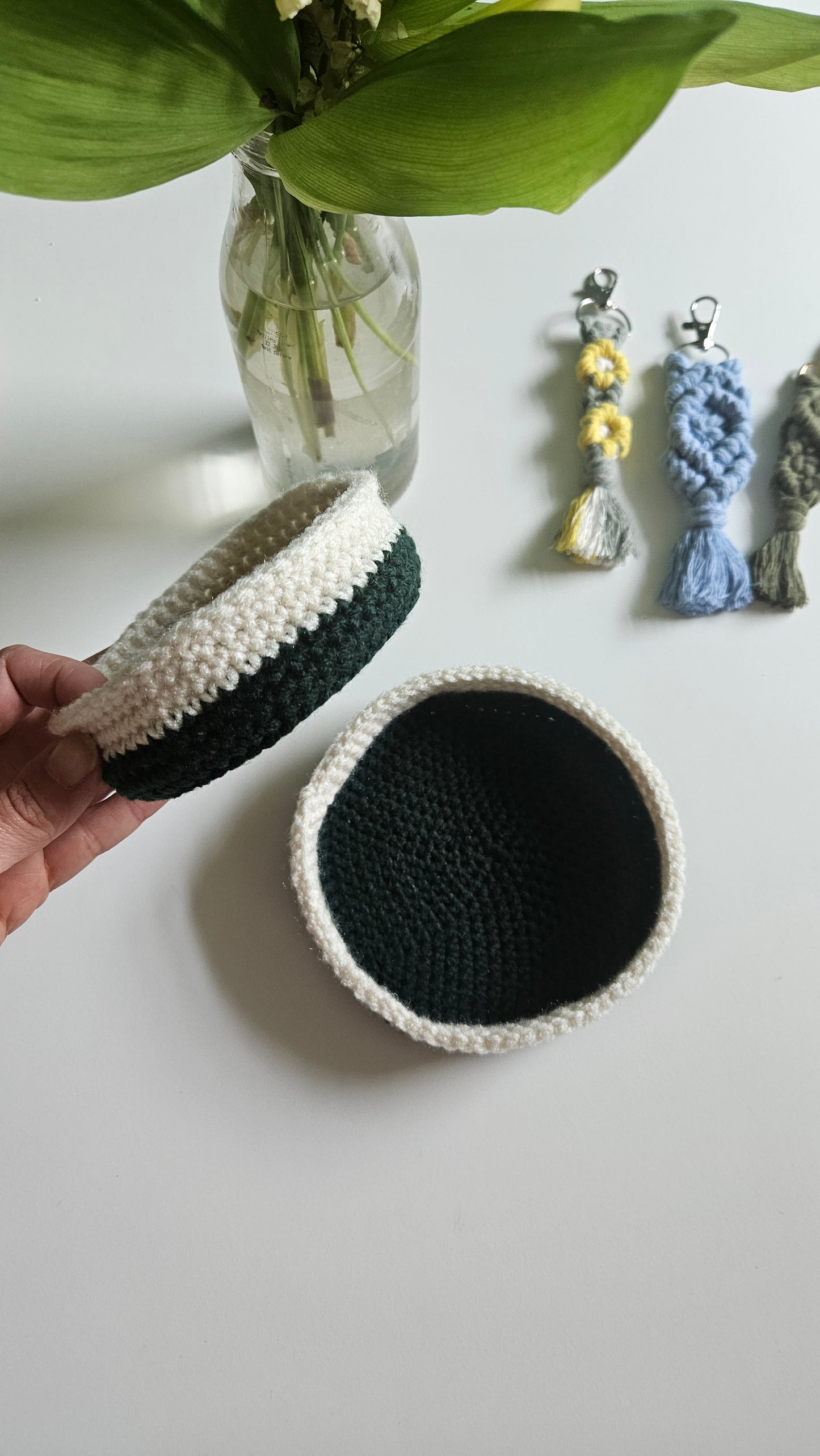 Panier en crochet - Vert et Ecru