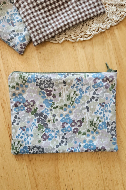 Pochette plate Elise - Fleurie bleue
