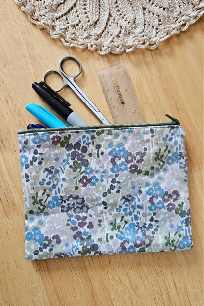 Pochette plate Elise - Fleurie bleue