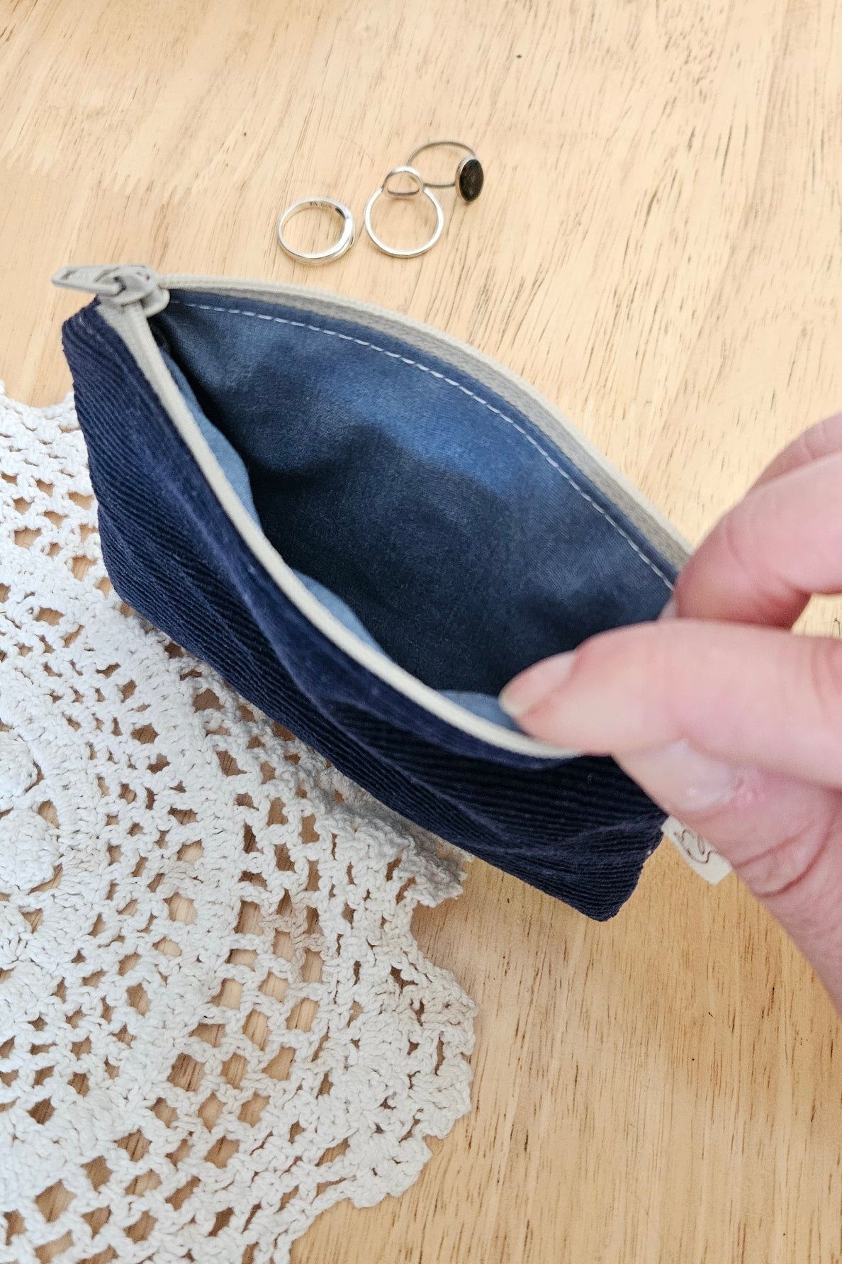 Mini Pochette plate - Velours bleu